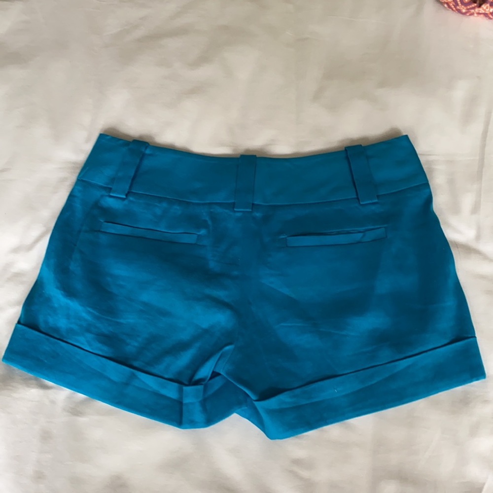 Alice & Olivia Shorts🕶 - Picture 2 of 8